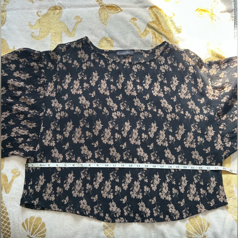 Women’s Grade & Gather Cropped Floral Sheer Blouse - Size M/L